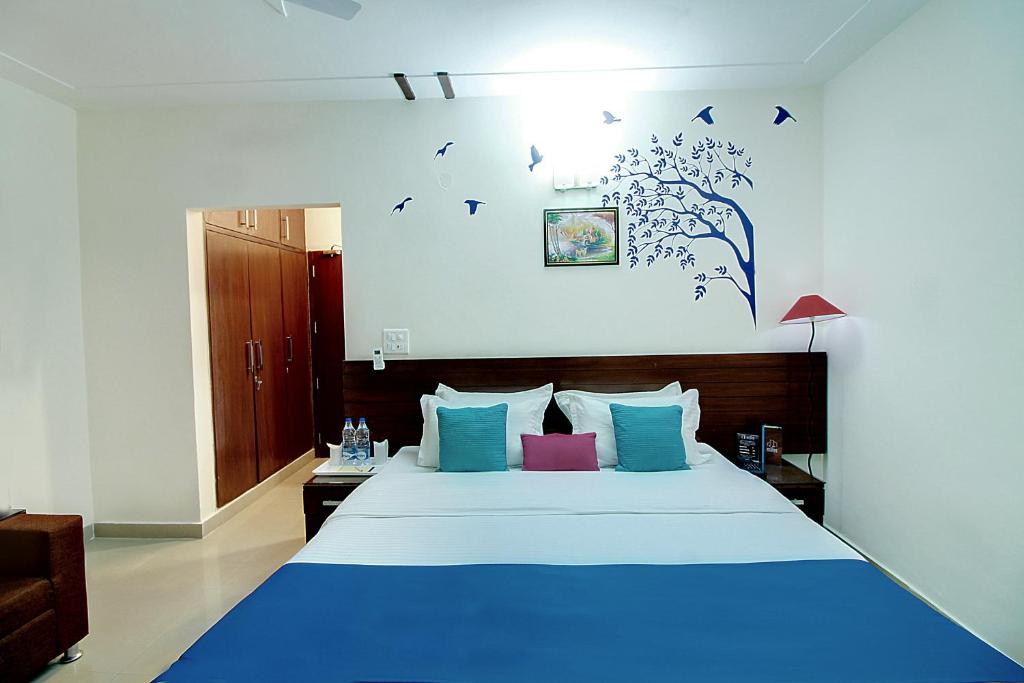 Одноместный (Одноместный номер Делюкс) гостевого дома Hotel Staayz Premium Unit of Staayz Hotel, Гургаон