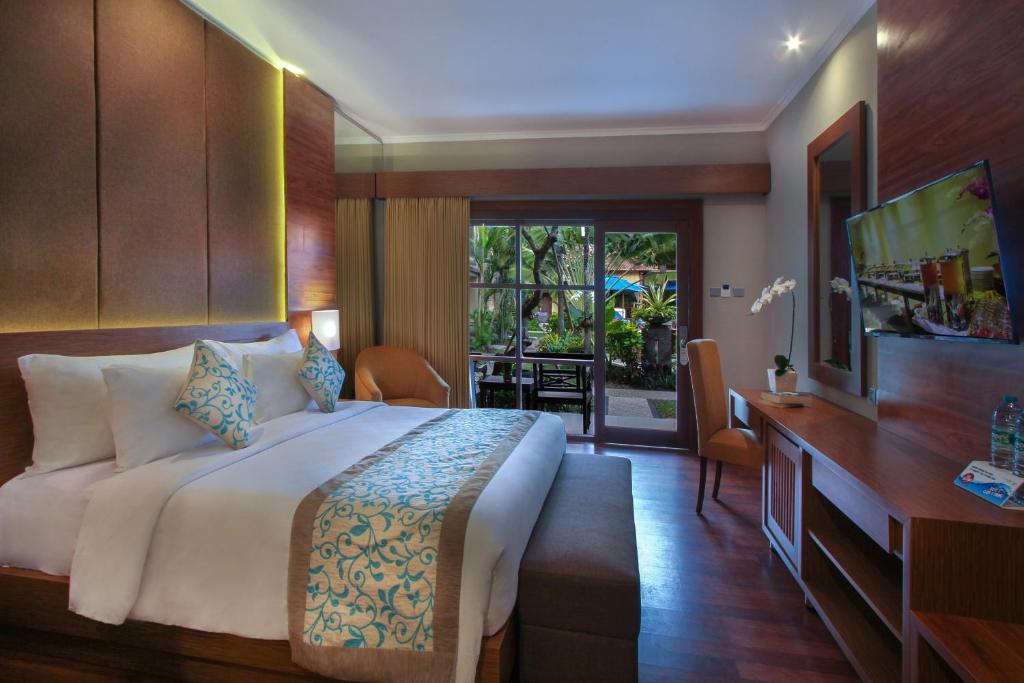 Двухместный (Номер «Премьер» с доступом в бассейн) отеля Adhi Jaya Hotel, Кута