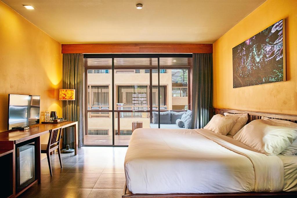 Двухместный (Двухместный номер Делюкс с 1 кроватью или 2 отдельными кроватями и видом на бассейн) курортного отеля Avatar Railay, Краби