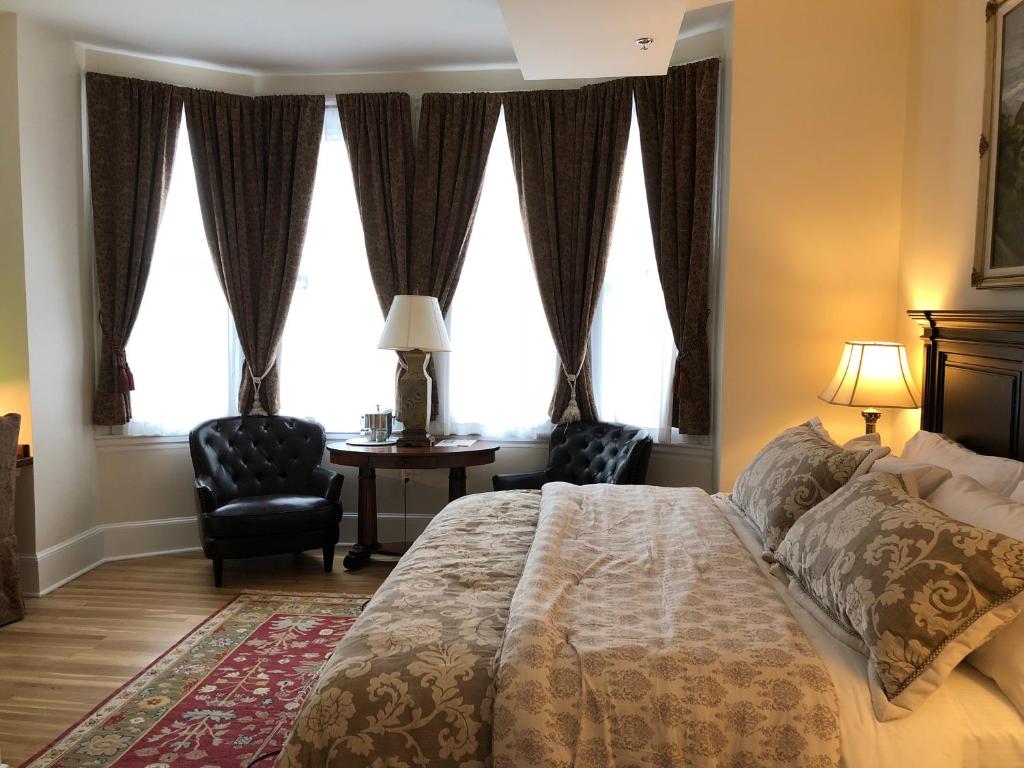 Двухместный (Luxury King Room 401), Morris House Hotel