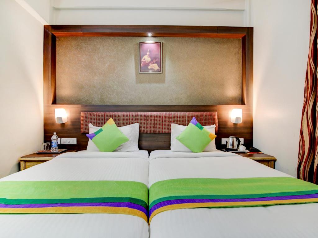 Двухместный ([Sanitized] Standard Double or Twin Room), Treebo Trend Nandanam Park