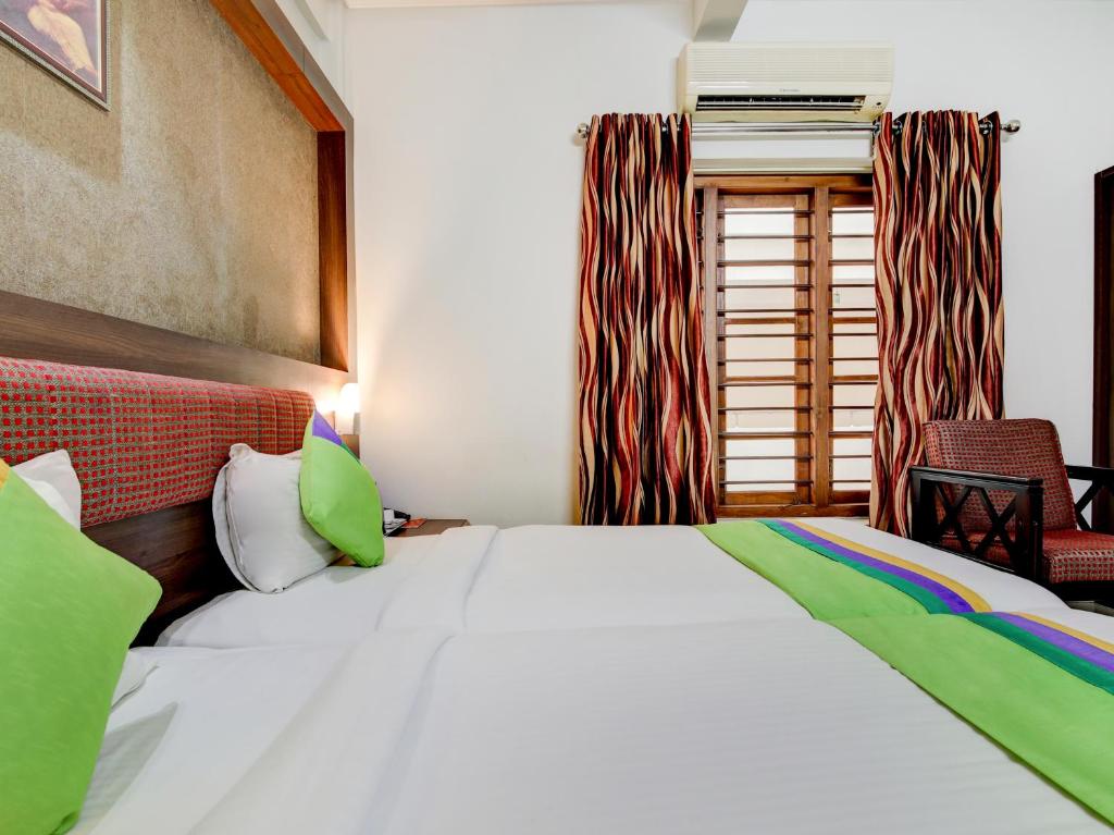 Двухместный ([Sanitized] Standard Double or Twin Room), Treebo Trend Nandanam Park