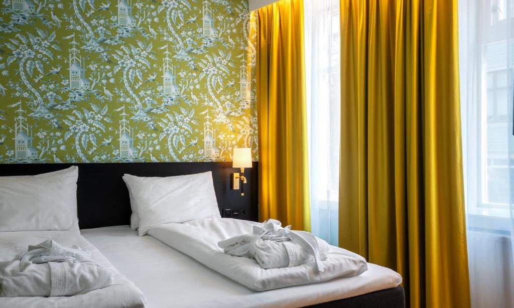 Двухместный (Улучшенный двухместный номер с 1 кроватью) отеля Thon Hotel Maritim, Ставангер