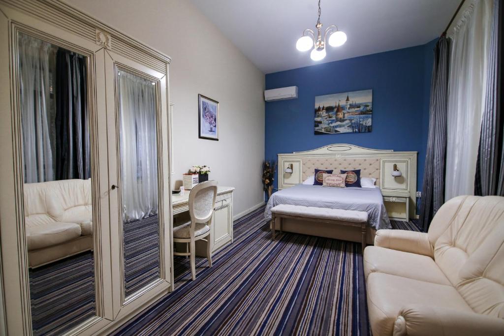Двухместный (Улучшенный двухместный номер с 1 кроватью) отеля Hotel Royal Craiova, Крайова