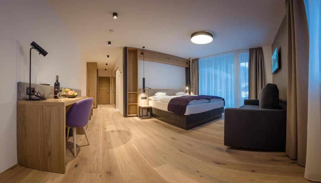Двухместный (Двухместный номер Делюкс с 1 кроватью) отеля KOSIS Sports Lifestyle Hotel, Альпбах
