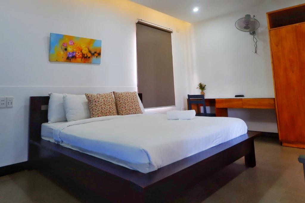 Двухместный (Улучшенный номер с кроватью размера «king-size») отеля Hoi An Lotus Aroma Villa, Хойан