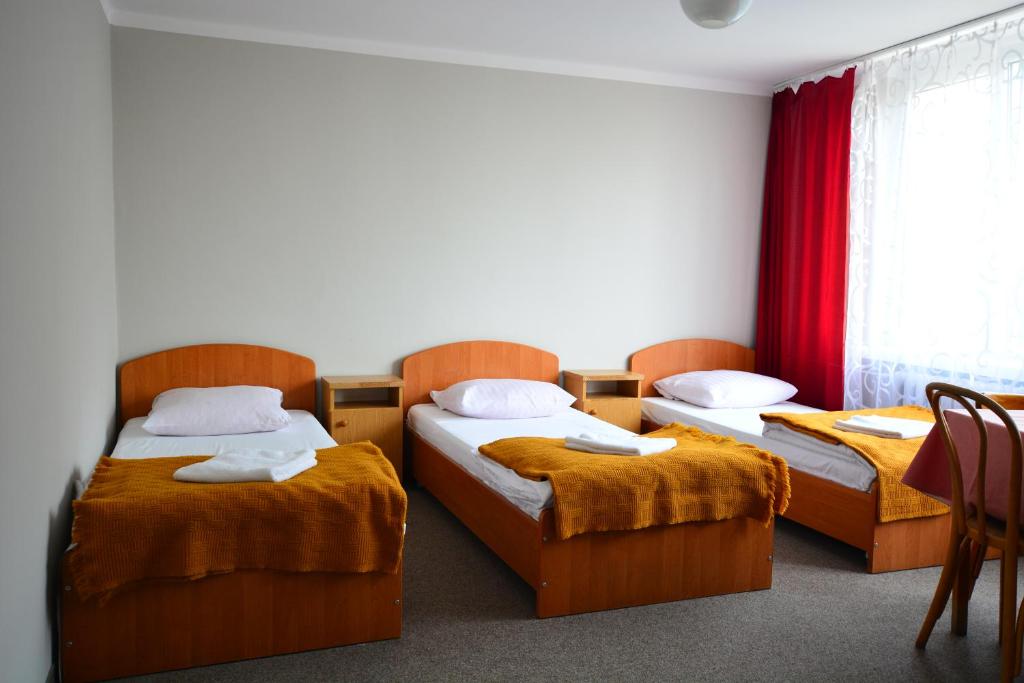 Четырехместный (Четырехместный номер эконом-класса) отеля Hotel Felix, Краков