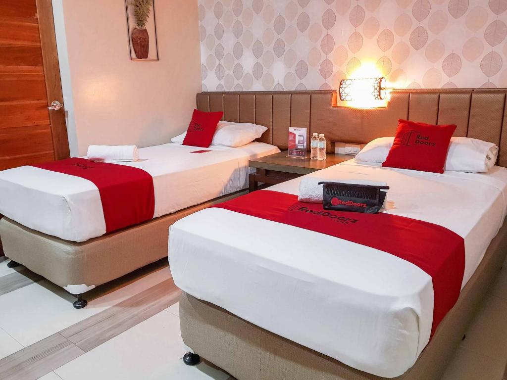 Двухместный (Двухместный номер с 1 кроватью) отеля RedDoorz Plus near Holy Name University Medical Center, Панглао