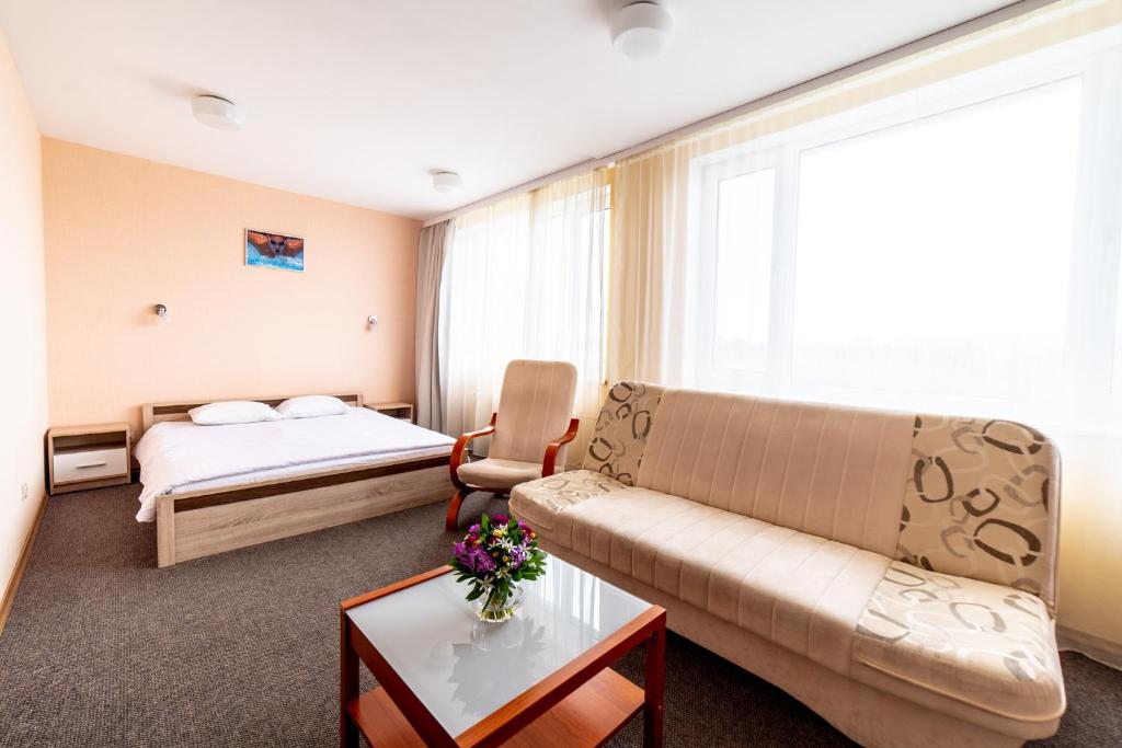 Двухместный (Двухместный номер бизнес-класса с 1 кроватью) отеля SportHotel, Лиепая