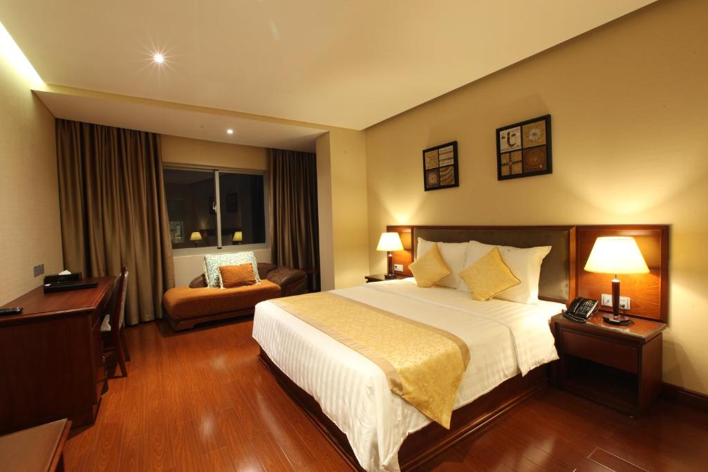 Двухместный (Двухместный номер Делюкс с 1 кроватью) отеля Stay Hotel, Дананг