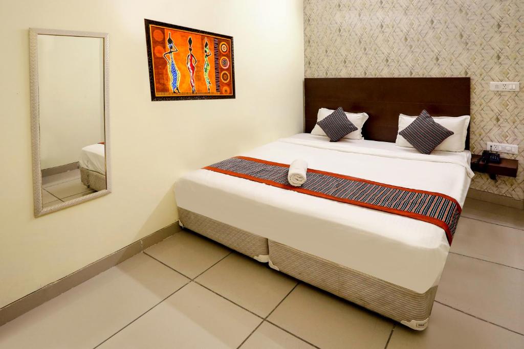 Двухместный (Номер Делюкс) отеля Airport Hotel Edge Home stay, Нью-Дели