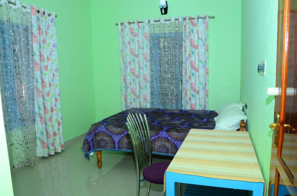Двухместный (Двухместный номер Делюкс с 1 кроватью или 2 отдельными кроватями) гостевого дома Vaiga Home Stay, Ковалам