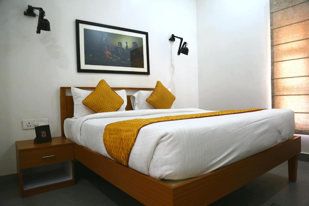 Двухместный (King Room (Early check in at 9am, subject to availability & 10% discount on F&B)), Stay Banaras