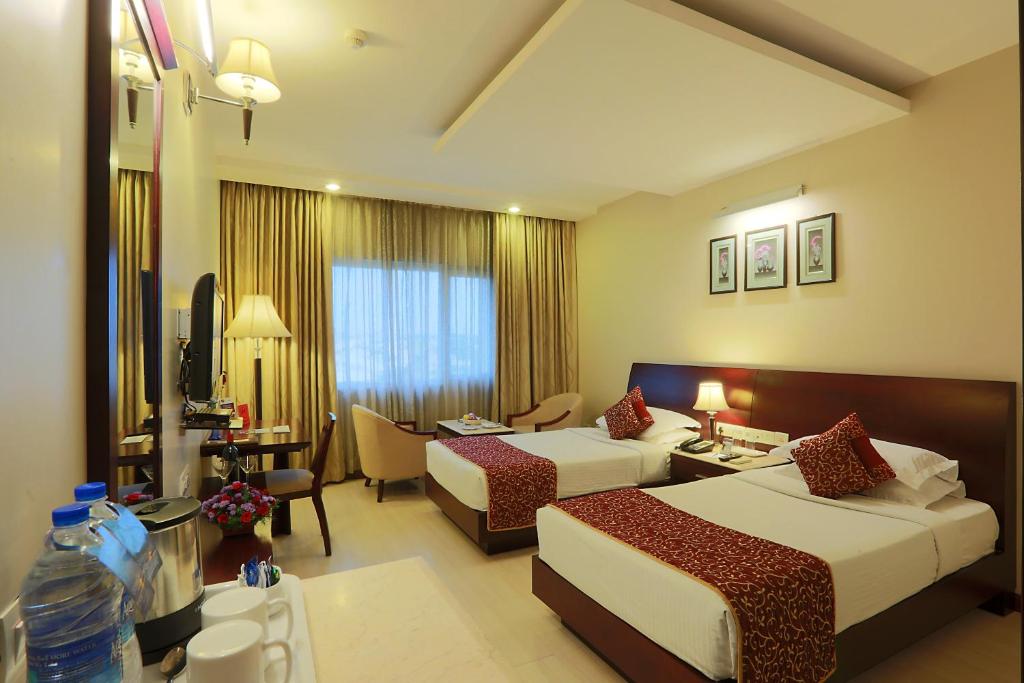 Двухместный (Двухместный номер Делюкс с 1 кроватью) отеля HOTEL ABHIMAANI VASATHI, Бангалор