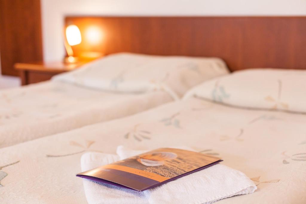 Двухместный (Двухместный номер с 2 отдельными кроватями и дополнительной кроватью) курортного отеля Olymp, Колобжег