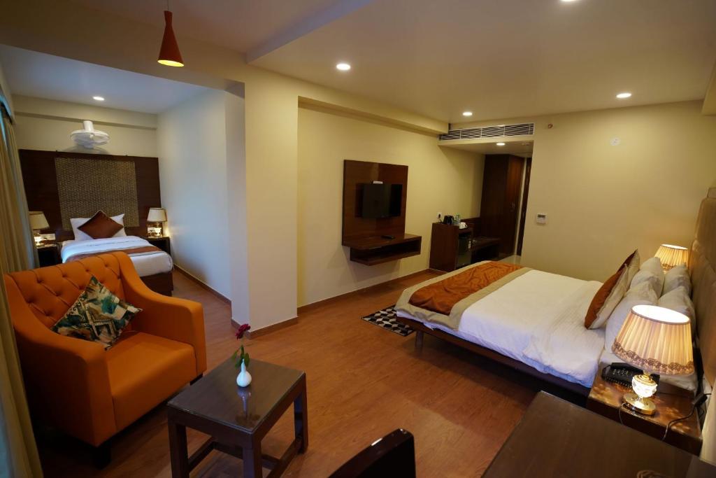 Семейный (Cемейный номер с собственной ванной комнатой) отеля Hotel Indo Prime, Джайпур
