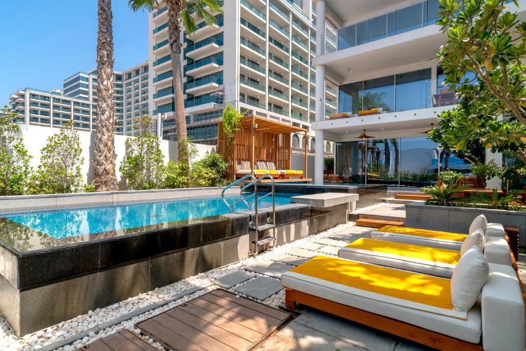 Апартаменты (Пляжная вилла с 3 спальнями и собственным бассейном) курортного отеля Five Palm Jumeirah Dubai, Дубай