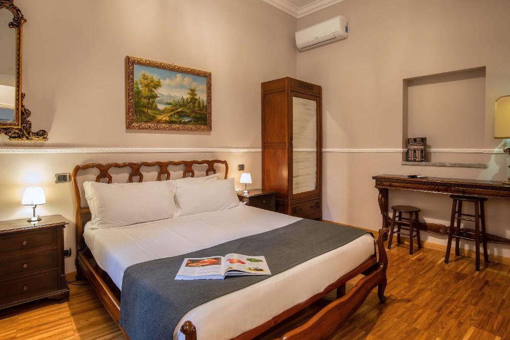 Двухместный (Стандартный двухместный номер с 1 кроватью или 2 отдельными кроватями) отеля I Tre Moschettieri, Рим