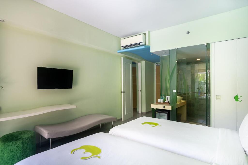 Двухместный (Двухместный номер «Эдем» c 1 кроватью или 2 отдельными кроватями) отеля EDEN Hotel Kuta Bali, Кута