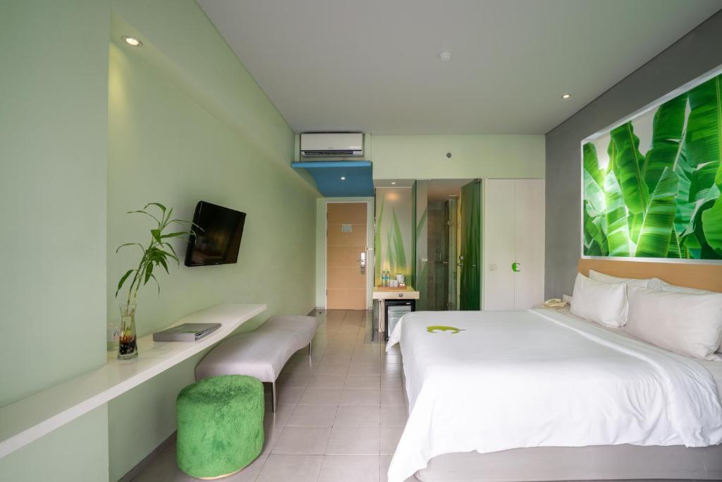 Двухместный (Двухместный номер EDEN с 1 кроватью или 2 отдельными кроватями и бесплатным пивом) отеля EDEN Hotel Kuta Bali, Кута