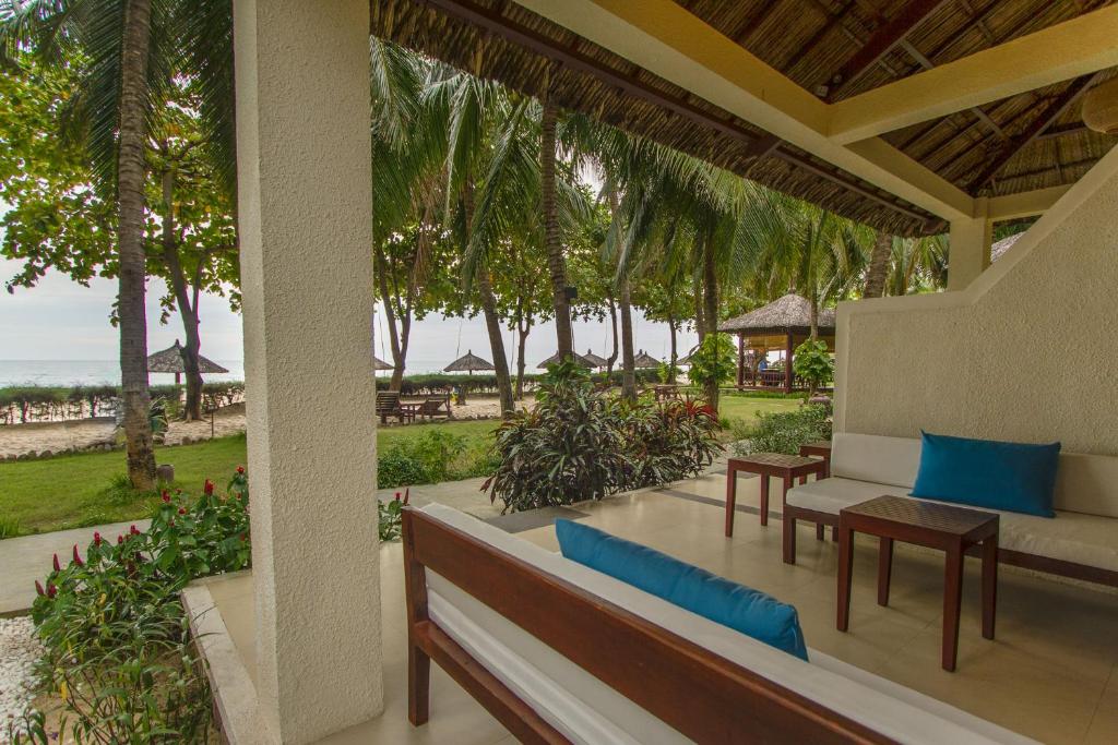 Двухместный (Бунгало с видом на море) курортного отеля Blue Ocean Resort, Фантхьет