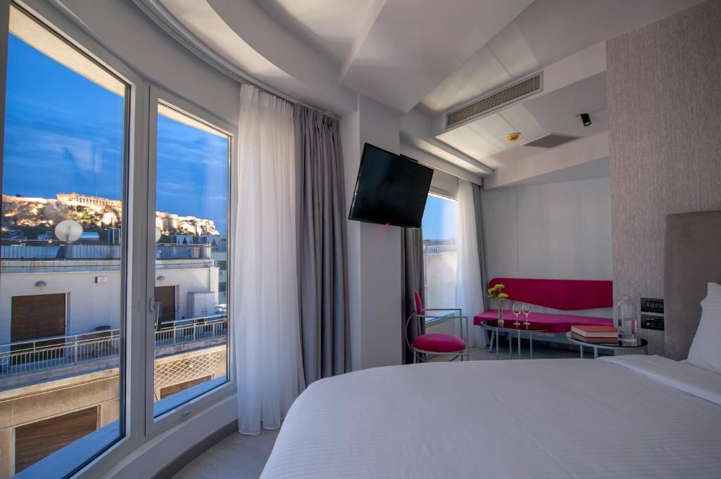 Двухместный (Представительский двухместный номер с 1 кроватью и видом на Акрополь) отеля Athens Utopia Ermou, Афины