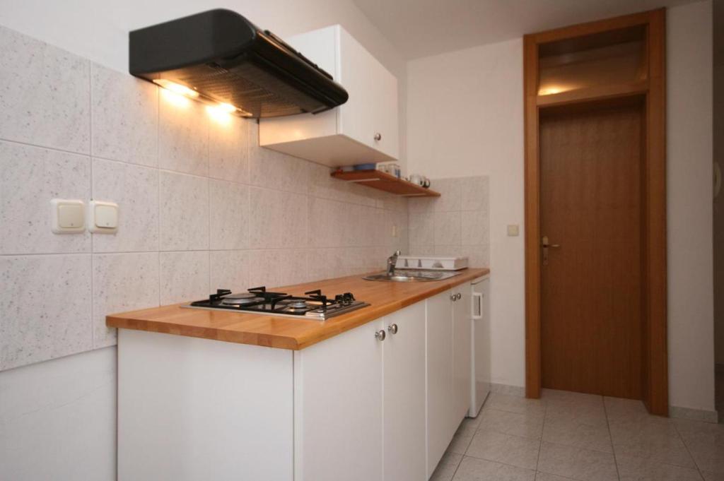 Апартаменты (Апартаменты с 1 спальней, террасой и видом на море), Apartment Mandre 6405f