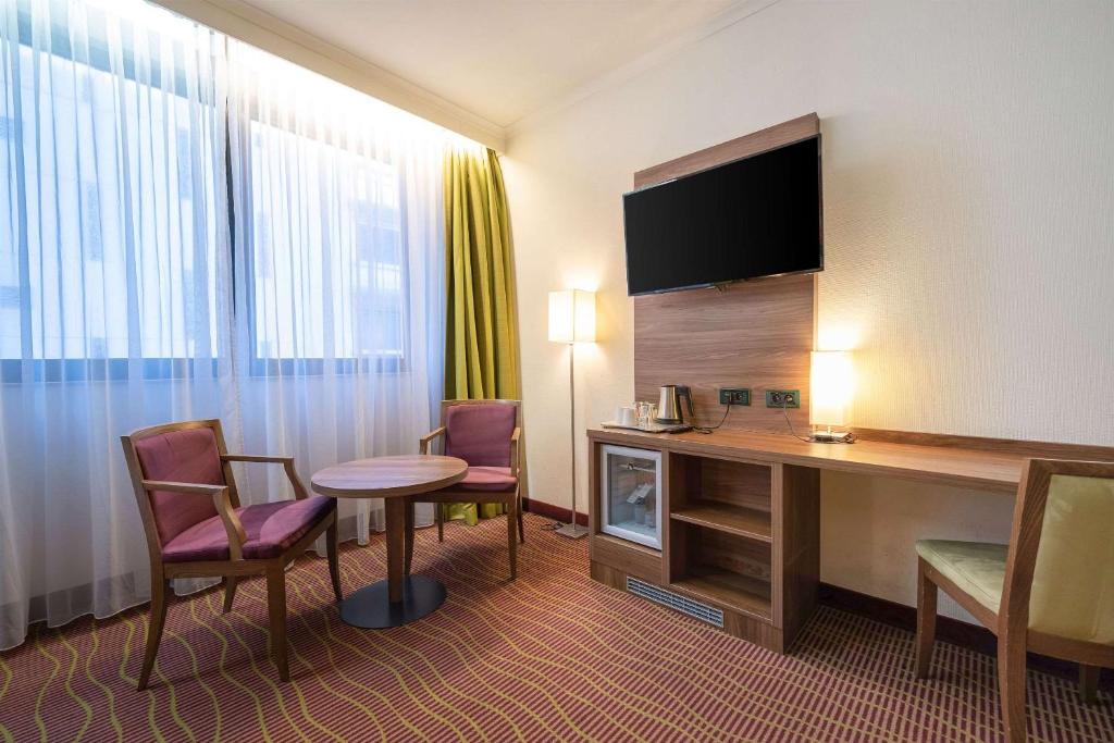 Двухместный (Улучшенный двухместный номер с 1 кроватью) отеля Quality Hotel Antwerpen Centrum Opera, Антверпен