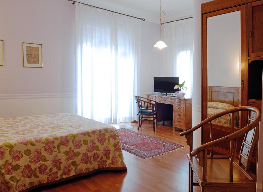 Двухместный (Двухместный номер с 1 кроватью или 2 отдельными кроватями) отеля Hotel Lancelot, Рим