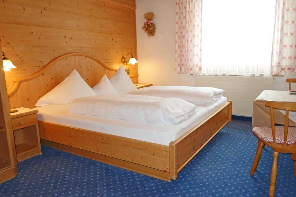 Двухместный (Стандартный двухместный номер с 1 кроватью) апарт-отеля Alkira, Санкт-Антон-ам-Арльберг