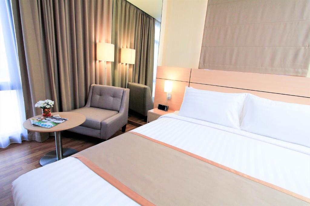 Двухместный (Номер Делюкс с кроватью размера «queen-size») отеля Petals Inn, Бангкок