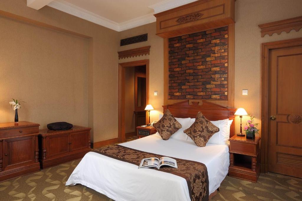 Двухместный (Улучшенный двухместный номер с 1 кроватью) отеля Jing An Hotel, Шанхай