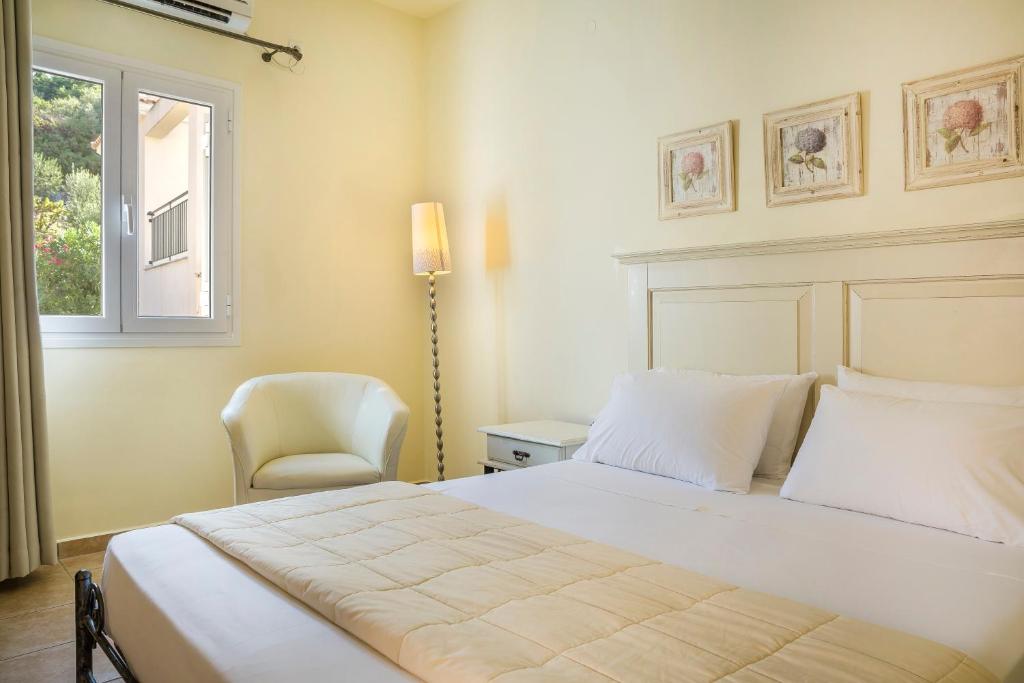 Сьюит (Классический люкс с 1 спальней и видом на море) апарт-отеля Dionysos Village Resort, Ласси