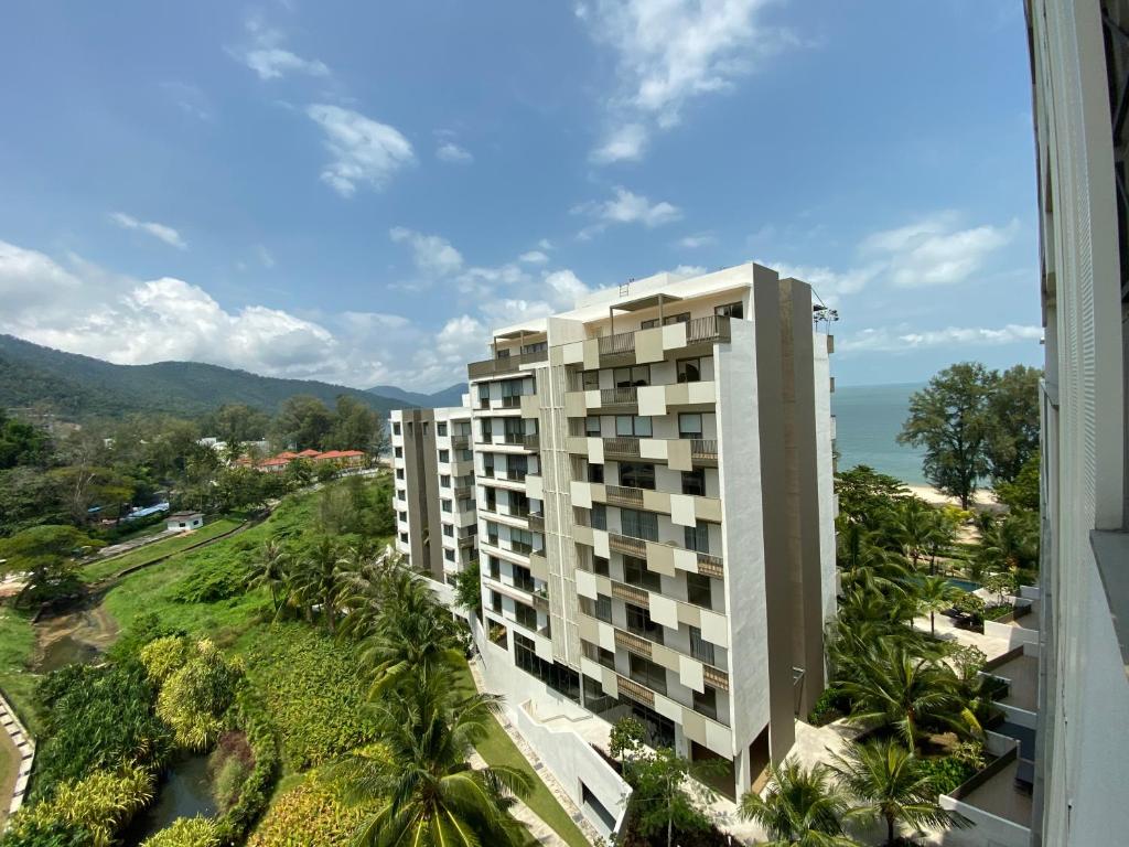 Апартаменты (Номер By The Sea@ - Вид на горы и реку (9 этаж)) апартамента By The Sea @ Cozy Beachfront Home, Пенанг