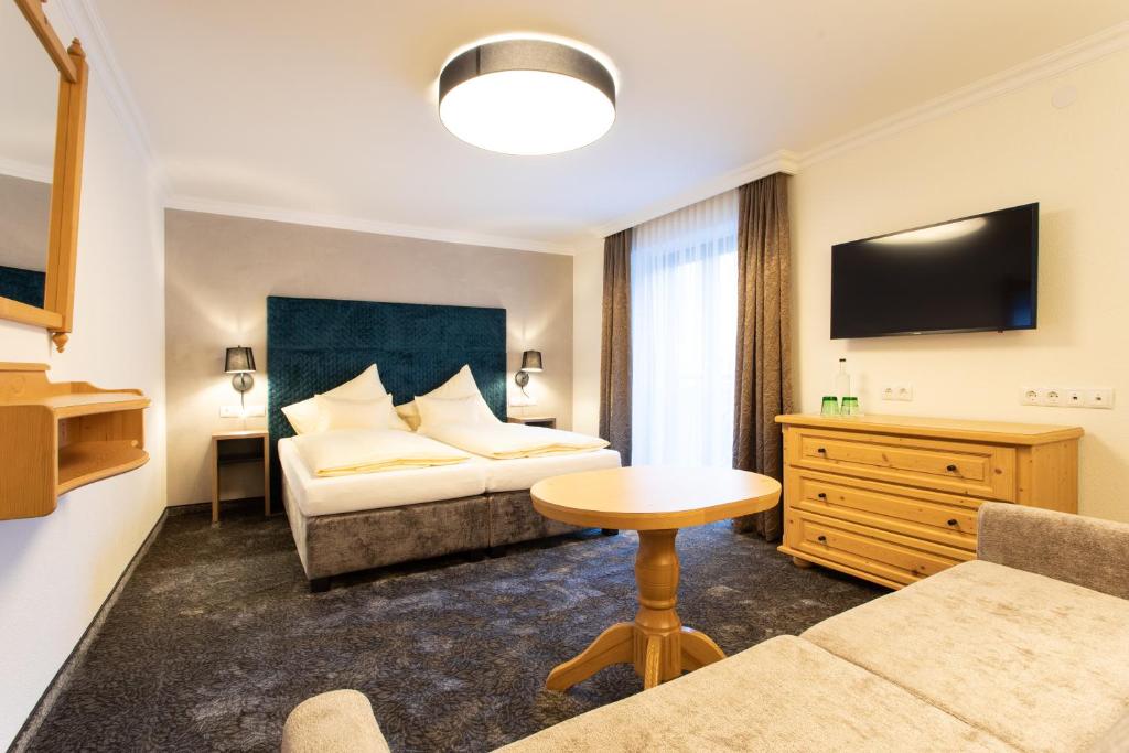 Двухместный (Двухместный номер «Комфорт» с 1 кроватью) отеля stefan - alpine lifestyle Hotel, Зёльден