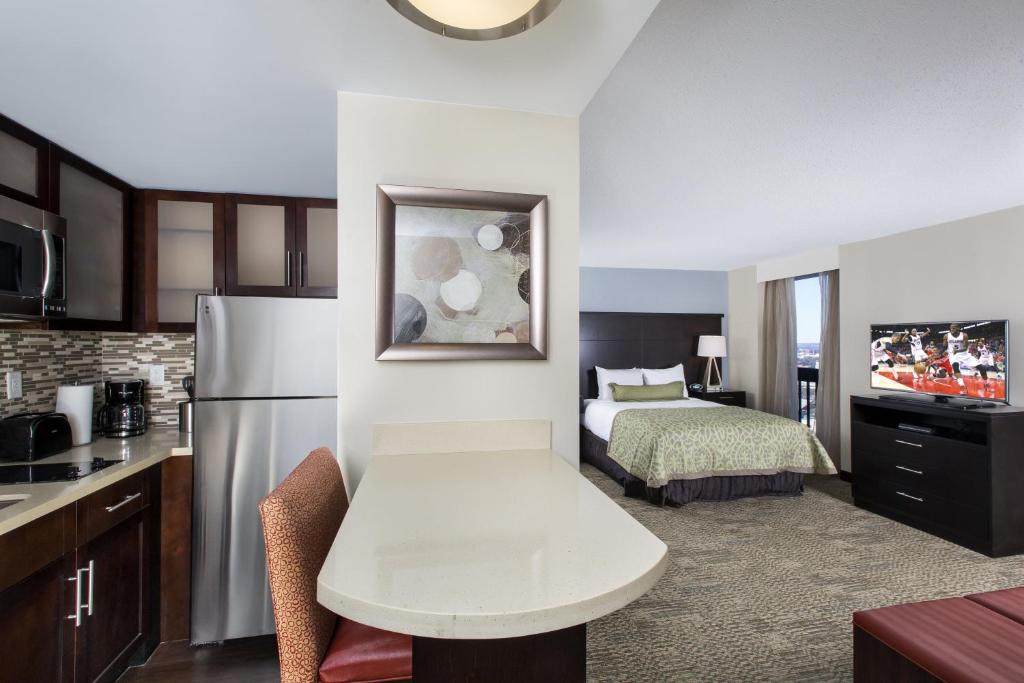 Сьюит (Люкс-студио), Staybridge Suites Atlanta - Midtown, an IHG Hotel