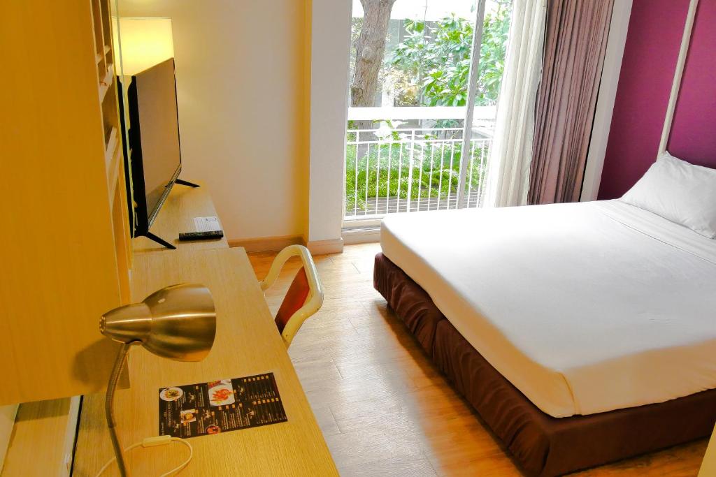 Двухместный (Двухместный номер «Премиум» с 1 кроватью или 2 отдельными кроватями) отеля Trang Hotel Bangkok, Бангкок