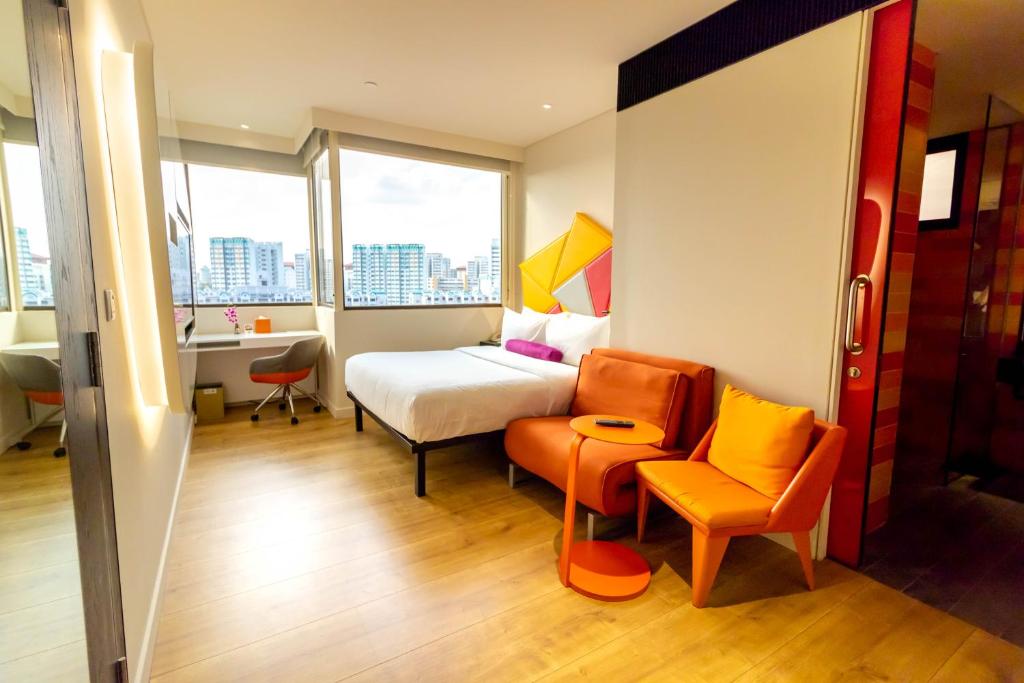 Трехместный (Двухместный номер с 1 кроватью и диваном-кроватью), Ibis Styles Singapore On Macpherson