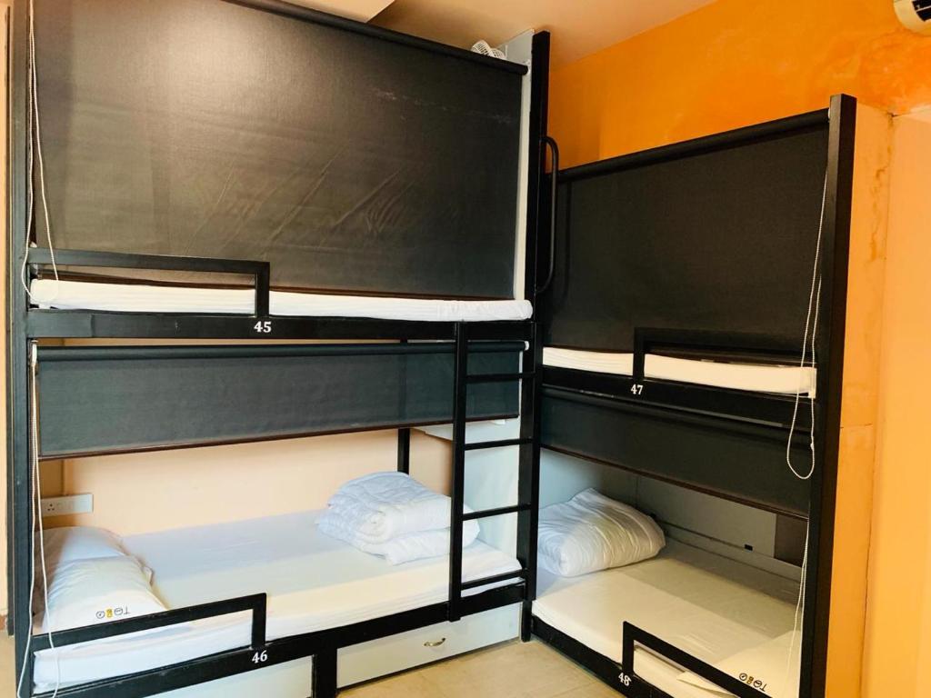 Номер (Double Bed in 8-Bed Mixed Dormitory Room), Tobo Stays