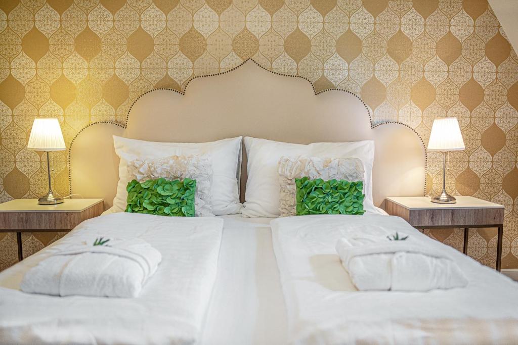 Двухместный (Стандартный двухместный номер с 1 кроватью или 2 отдельными кроватями) отеля Hotel Casablanca, Тата