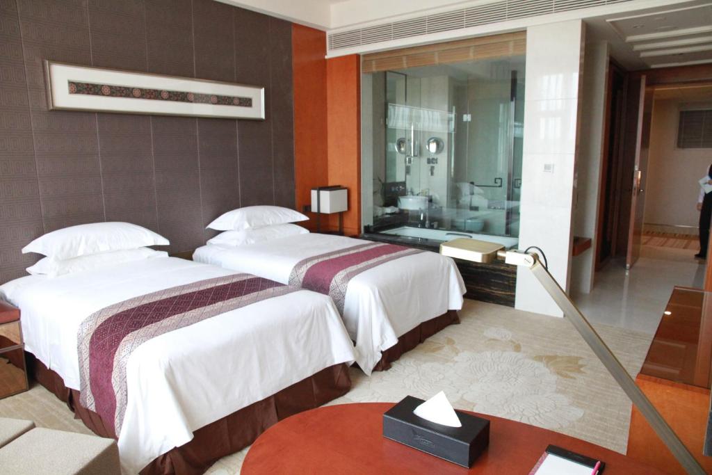 Двухместный (Двухместный номер Делюкс с 2 отдельными кроватями) отеля Chengdu Airport Hotel, Чэнду