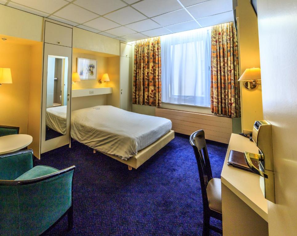 Двухместный (Двухместный номер «Комфорт» с 1 кроватью или 2 отдельными кроватями) отеля Hotel Pacific, Остенде