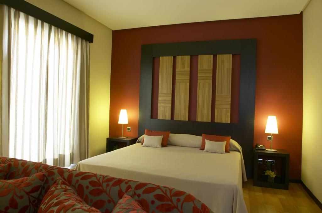 Двухместный (Улучшенный двухместный номер с 1 кроватью или 2 отдельными кроватями и террасой) отеля Hotel Lisboa, Лиссабон
