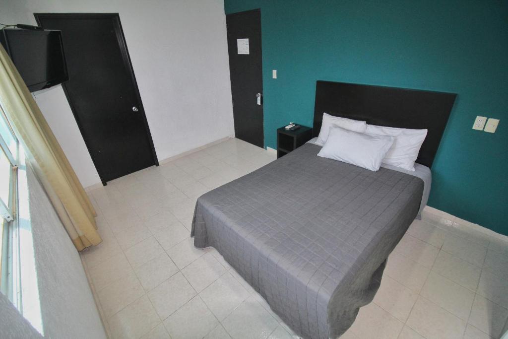 Двухместный (Стандартный двухместный номер с 1 кроватью (для 2 взрослых)) отеля Hotel EMS Real de Boca, Веракрус