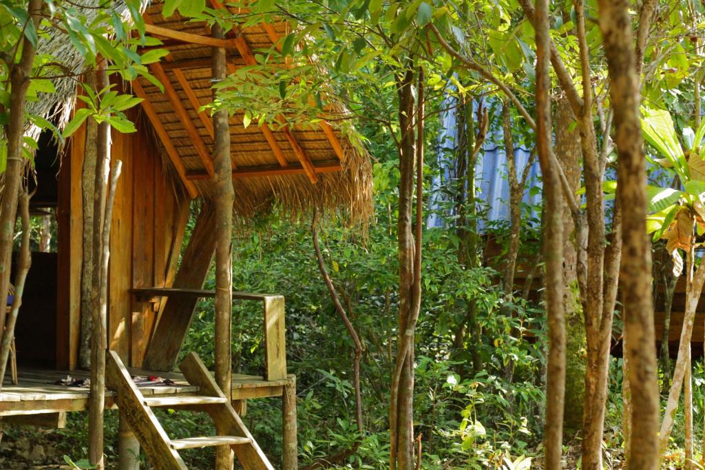 Двухместный (Garden Bungalow with shared bathroom), Lonely Beach