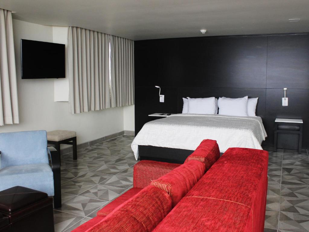 Сьюит (Суперлюкс с видом на море) отеля Hotel Corona Plaza, Росарито