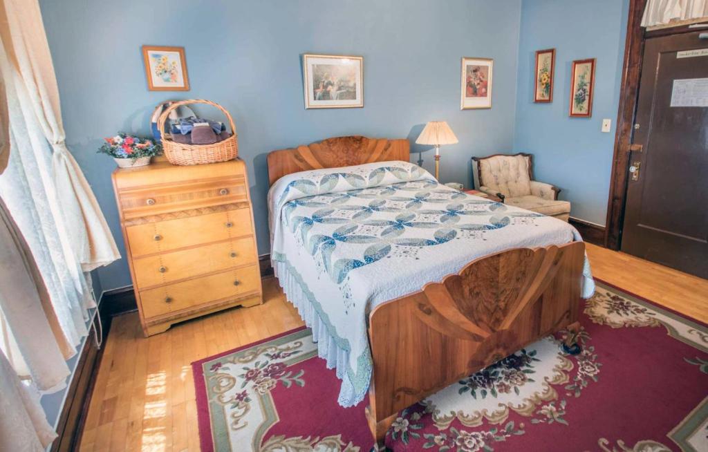 Семейный (Семейный люкс), The Edgewater Hotel