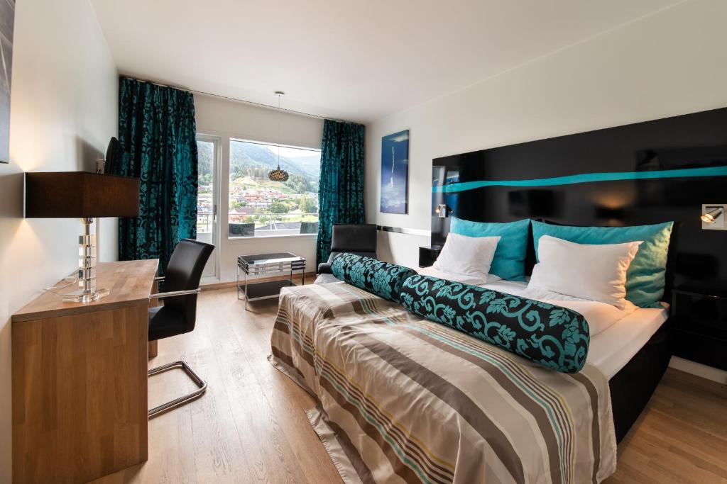 Двухместный (Улучшенный двухместный номер с 1 кроватью и балконом) отеля Quality Hotel Sogndal, Согндал
