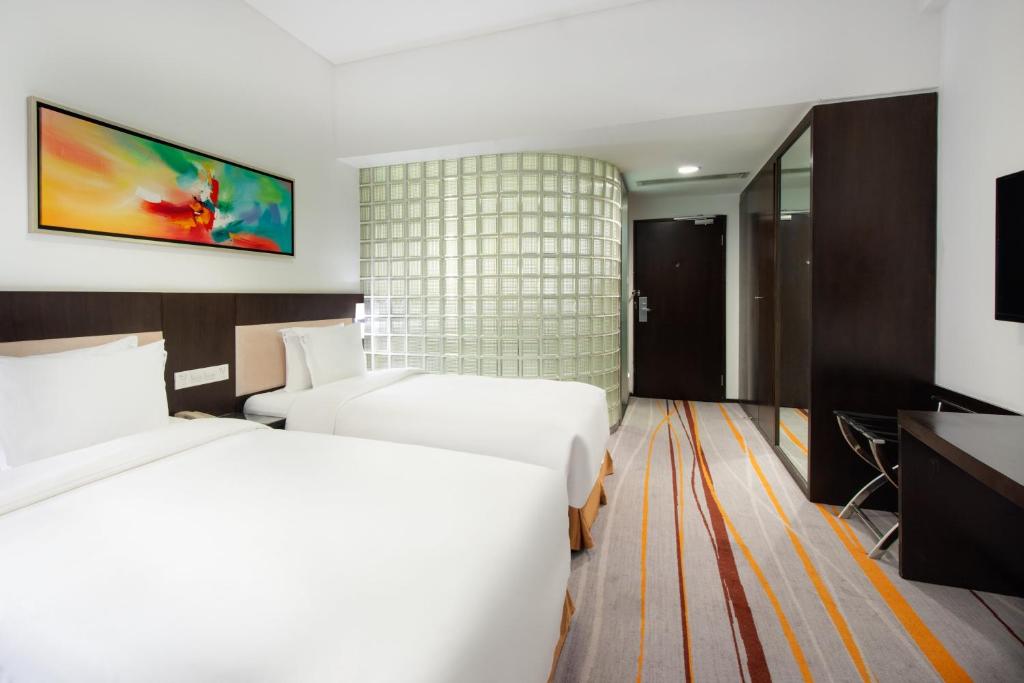Двухместный (Улучшенный двухместный номер с 2 отдельными кроватями) отеля Holiday Inn Express Gulou Chengdu, Чэнду