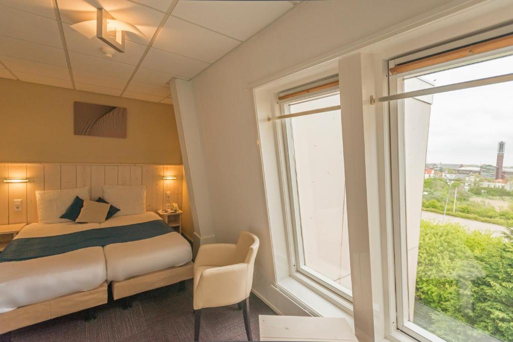 Двухместный (Двухместный номер с 2 отдельными кроватями и видом на море) отеля Hotel De Leugenaar, Берген-оп-Зом